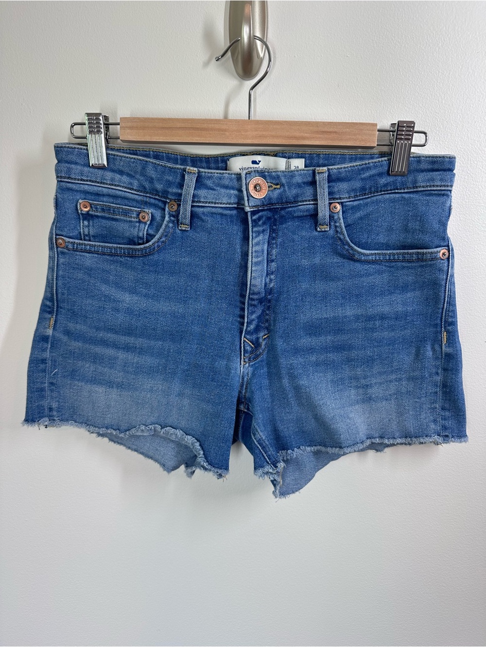 Vineyard Vines Womens Blue Denim Frayed Hem Jean Shorts Size 28